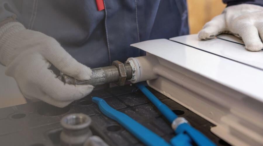 Professional emergency plumbing in Olmstead, KY